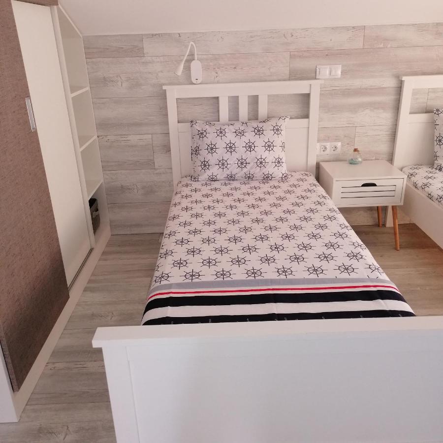 Apartments Dona Черноморець Екстер'єр фото