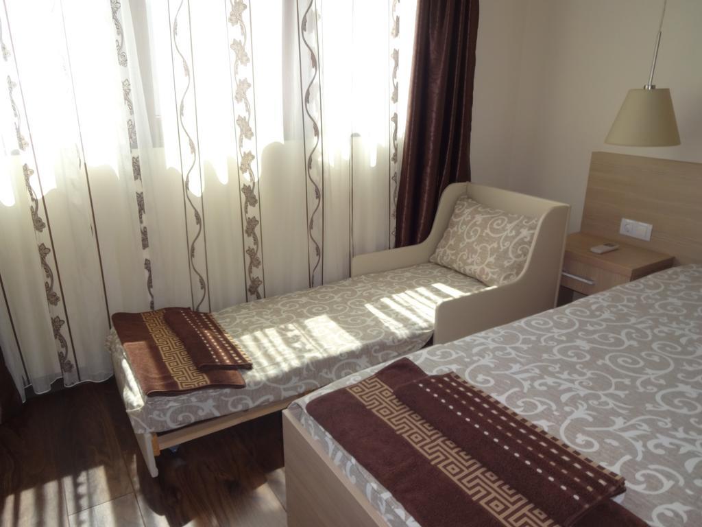 Apartments Dona Черноморець Екстер'єр фото